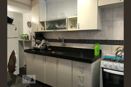Apartamento à venda com 180m², 3 quartos e 3 vagasCozinha