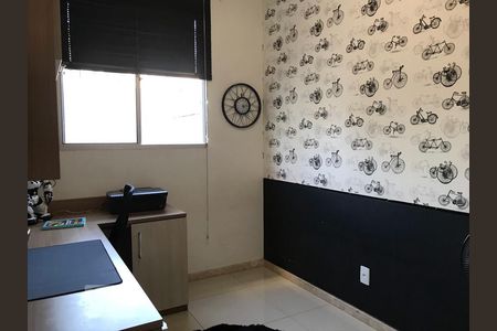 Quarto de apartamento à venda com 3 quartos, 180m² em Buritis, Belo Horizonte