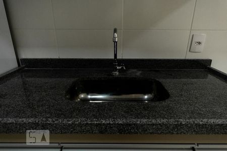 Sala e Cozinha - Armários de apartamento para alugar com 1 quarto, 31m² em Vila Palmeiras, São Paulo