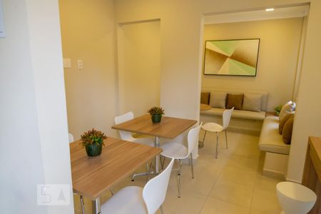 Apartamento para alugar com 41m², 2 quartos e sem vaga Apartamento para alugar com 41m², 2 quartos e sem vagaÁrea comum - Salão de festas
