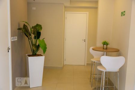 Apartamento para alugar com 41m², 2 quartos e sem vaga Apartamento para alugar com 41m², 2 quartos e sem vagaÁrea comum - Salão de festas