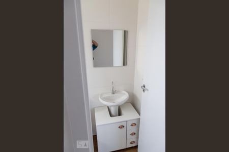Apartamento para alugar com 41m², 2 quartos e sem vaga Apartamento para alugar com 41m², 2 quartos e sem vagaBanheiro
