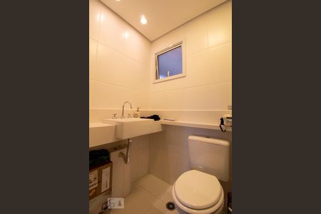 Apartamento à venda com 112m², 3 quartos e 2 vagasBanheiro social