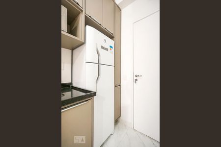 Studio para alugar com 24m², 1 quarto e sem vaga Studio para alugar com 24m², 1 quarto e sem vagaGeladeira