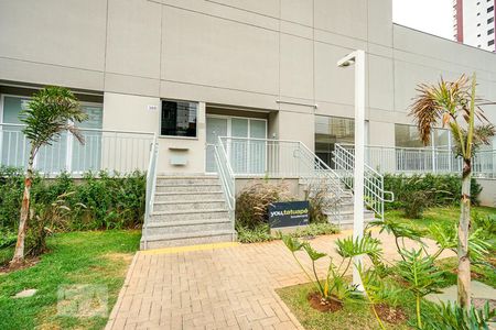 Studio para alugar com 24m², 1 quarto e sem vaga Studio para alugar com 24m², 1 quarto e sem vagaFachada