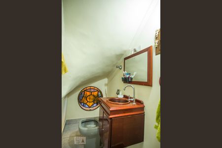 lavabo de casa para alugar com 2 quartos, 170m² em Jardim Jabaquara, São Paulo