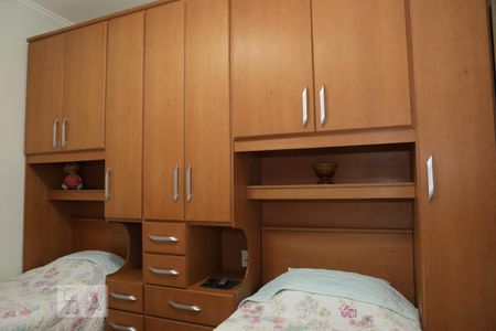 Casa à venda com 244m², 4 quartos e 4 vagasQuarto 4