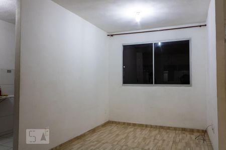 Sala de apartamento para alugar com 2 quartos, 43m² em Campo Grande, Rio de Janeiro