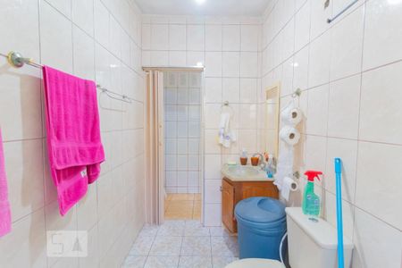 Casa à venda com 300m², 3 quartos e 1 vaga Casa à venda com 300m², 3 quartos e 1 vagaBanheiro 2