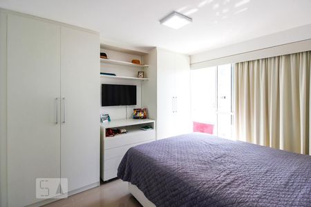 Apartamento à venda com 93m², 3 quartos e 2 vagasSuíte