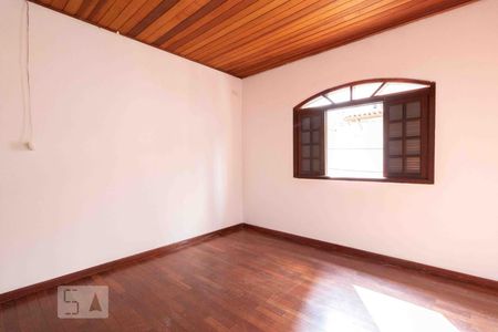 Quarto 2 de casa à venda com 2 quartos, 120m² em Vila Gomes Cardim, São Paulo