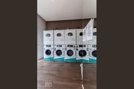 Apartamento para alugar com 60m², 2 quartos e 2 vagas Apartamento para alugar com 60m², 2 quartos e 2 vagasÁrea Comum - Lavanderia