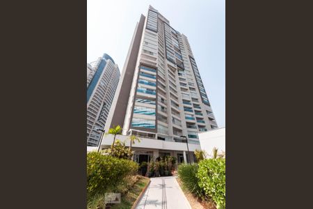 Apartamento para alugar com 60m², 2 quartos e 2 vagas Apartamento para alugar com 60m², 2 quartos e 2 vagasFachada