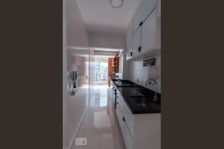 Apartamento para alugar com 60m², 2 quartos e 2 vagas Apartamento para alugar com 60m², 2 quartos e 2 vagasCozinha