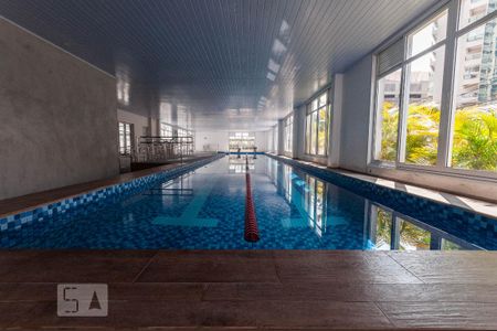 Apartamento para alugar com 60m², 2 quartos e 2 vagas Apartamento para alugar com 60m², 2 quartos e 2 vagasÁrea Comum - Piscina Coberta