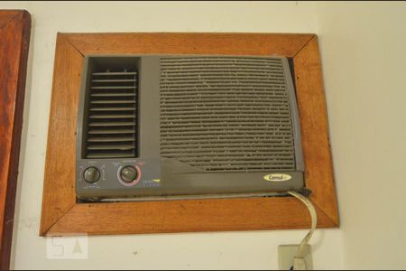 Casa à venda com 176m², 5 quartos e 6 vagasAr condicionado