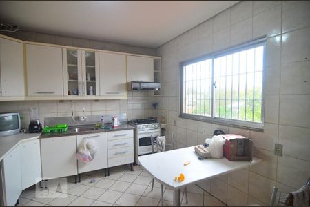 Casa à venda com 176m², 5 quartos e 6 vagasCozinha