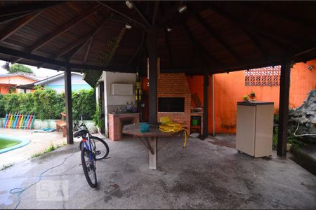 Casa à venda com 176m², 5 quartos e 6 vagasQuiosque