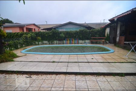 Casa à venda com 176m², 5 quartos e 6 vagasPiscina
