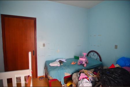 Quarta 1 de casa à venda com 5 quartos, 176m² em Niterói, Canoas