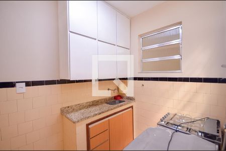 Apartamento para alugar com 65m², 2 quartos e 1 vagaCozinha
