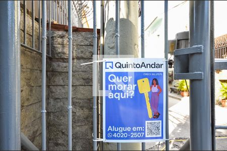 Apartamento para alugar com 65m², 2 quartos e 1 vagaFachada