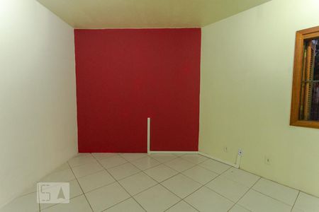 Sala de casa de condomínio à venda com 1 quarto, 48m² em Olaria, Canoas