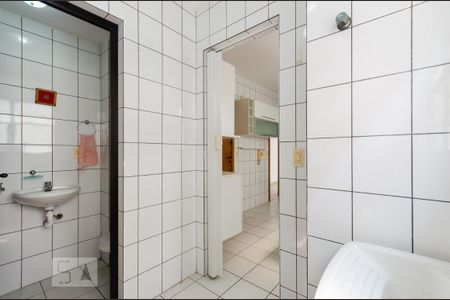 Apartamento para alugar com 130m², 2 quartos e 1 vaga Apartamento para alugar com 130m², 2 quartos e 1 vagaÁrea de serviço