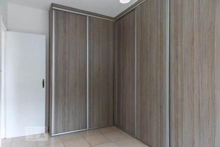 Quarto de apartamento para alugar com 2 quartos, 94m² em Marapé, Santos