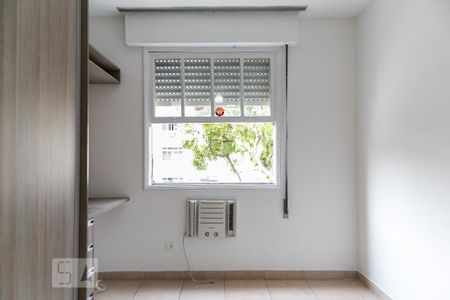 Quarto de apartamento para alugar com 2 quartos, 94m² em Marapé, Santos