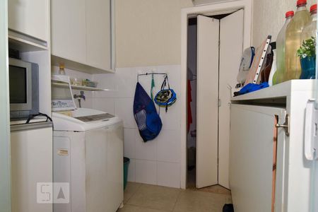 Casa à venda com 190m², 3 quartos e 2 vagasÁrea de Serviço