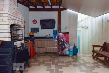 Casa à venda com 190m², 3 quartos e 2 vagasChurrasqueira