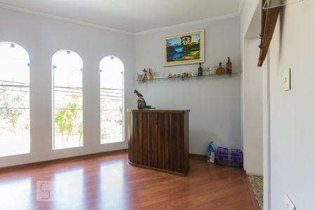 Sala de casa à venda com 3 quartos, 300m² em Matriz, Mauá
