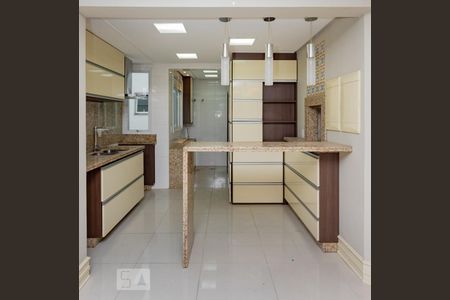 Cozinha de apartamento à venda com 2 quartos, 106m² em Três Figueiras, Porto Alegre