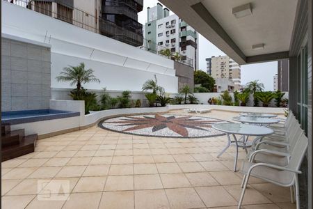 Apartamento à venda com 106m², 2 quartos e 2 vagasÁrea Comum 