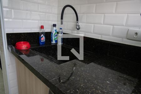 Apartamento à venda com 74m², 3 quartos e 1 vagaÁrea de Serviço