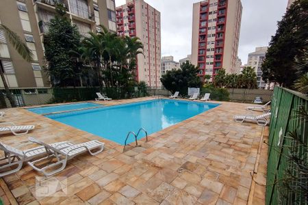 Apartamento à venda com 70m², 2 quartos e 1 vaga Apartamento à venda com 70m², 2 quartos e 1 vagaPiscina