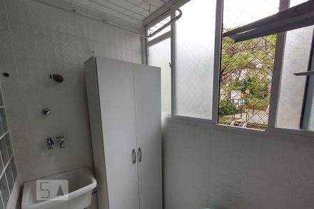 Apartamento à venda com 70m², 2 quartos e 1 vaga Apartamento à venda com 70m², 2 quartos e 1 vagaÁrea de serviço