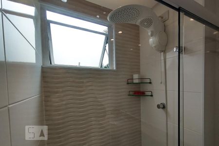 Apartamento à venda com 70m², 2 quartos e 1 vaga Apartamento à venda com 70m², 2 quartos e 1 vagaBanheiro