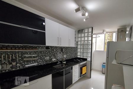 Apartamento à venda com 70m², 2 quartos e 1 vaga Apartamento à venda com 70m², 2 quartos e 1 vagaCozinha