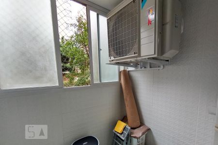 Apartamento à venda com 70m², 2 quartos e 1 vaga Apartamento à venda com 70m², 2 quartos e 1 vagaÁrea de serviço