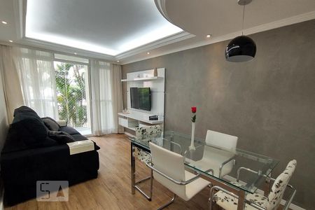 Sala de apartamento para alugar com 2 quartos, 70m² em Jardim São Savério, São Paulo