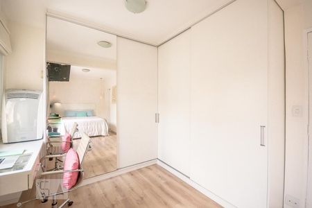 Casa de condomínio à venda com 100m², 2 quartos e 2 vagas Casa de condomínio à venda com 100m², 2 quartos e 2 vagassuíte