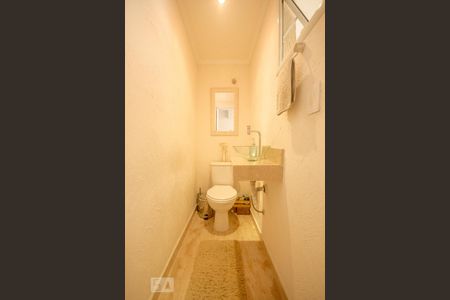 Casa de condomínio à venda com 100m², 2 quartos e 2 vagas Casa de condomínio à venda com 100m², 2 quartos e 2 vagasLavabo