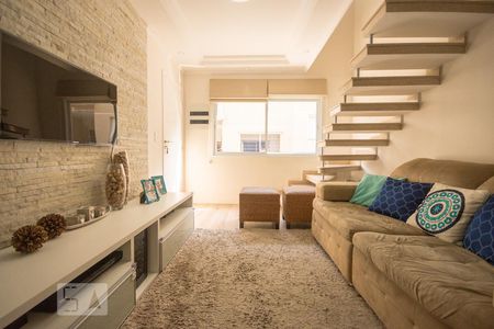 Sala de casa de condomínio à venda com 2 quartos, 100m² em Vila Mazzei, São Paulo