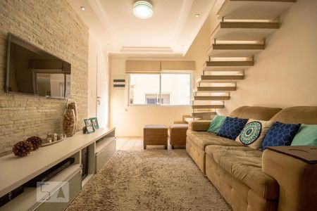 Sala de casa de condomínio à venda com 2 quartos, 100m² em Vila Mazzei, São Paulo