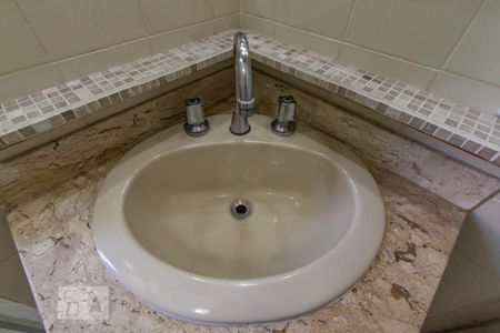 Banheiro de apartamento para alugar com 2 quartos, 70m² em Vila Andrade, São Paulo