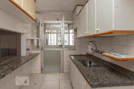 Apartamento para alugar com 70m², 2 quartos e 2 vagasCozinha
