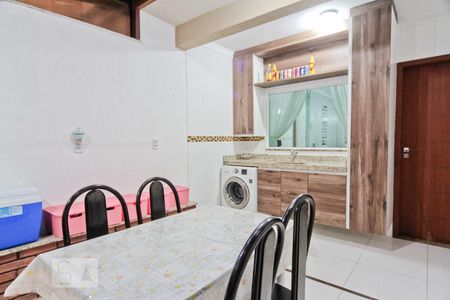 Casa para alugar com 130m², 3 quartos e 3 vagasÁrea Externa