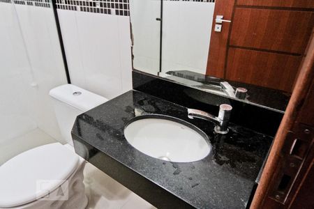 Casa para alugar com 130m², 3 quartos e 3 vagasBanheiro